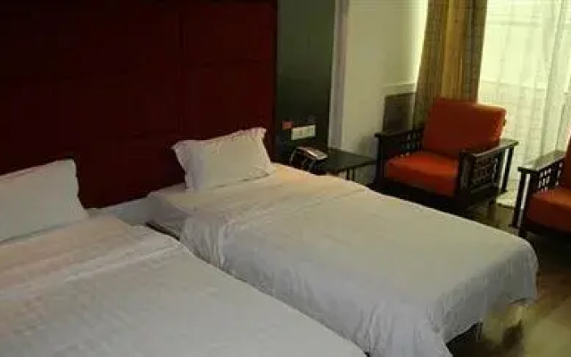 Huiheju Business Hotel - Tsingtao