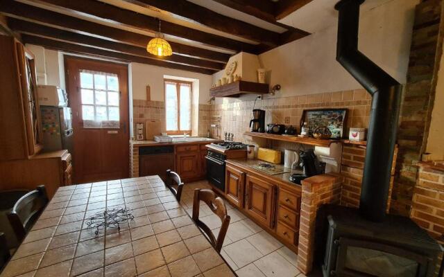 Gîte Dampierre-en-Burly, 3 pièces, 4 personnes - FR-1-590-43