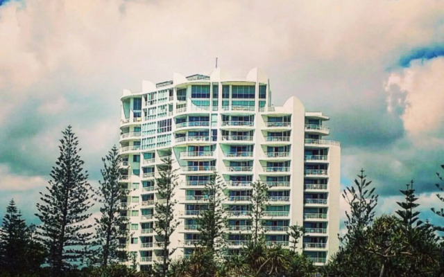 Crystal Bay on the Broadwater