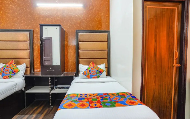 Pavithraa Deluxe Suites by OYO Rooms