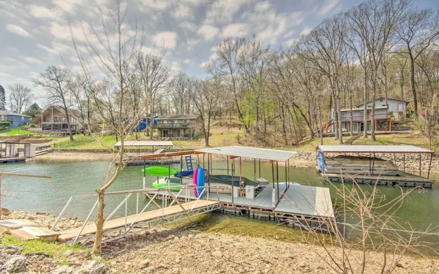 Dock & Furnished Deck: Lakefront Gravois Mills Gem