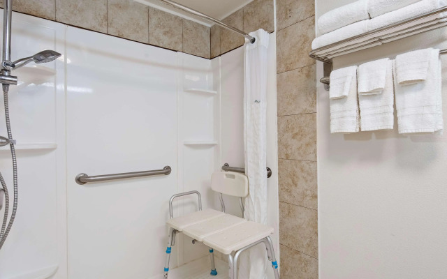 SureStay Plus Hotel by Best Western Lubbock Medical Center