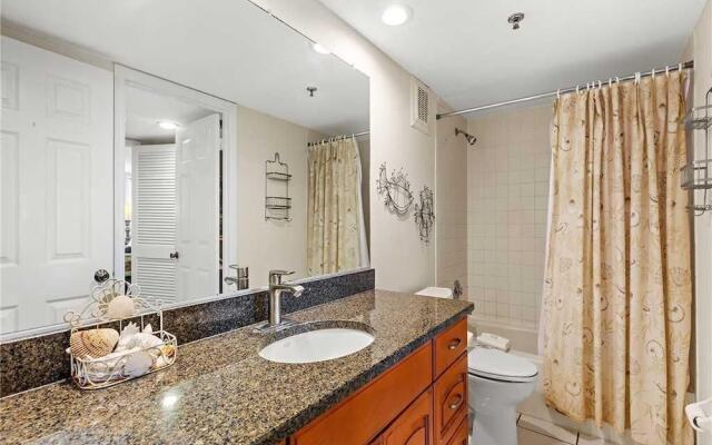 Las Brisas 504 - Three Bedroom Condo