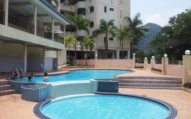 Tambun Penthouse Apartment