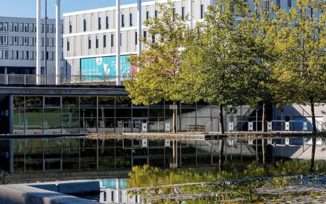 Motel One Munich - Messe