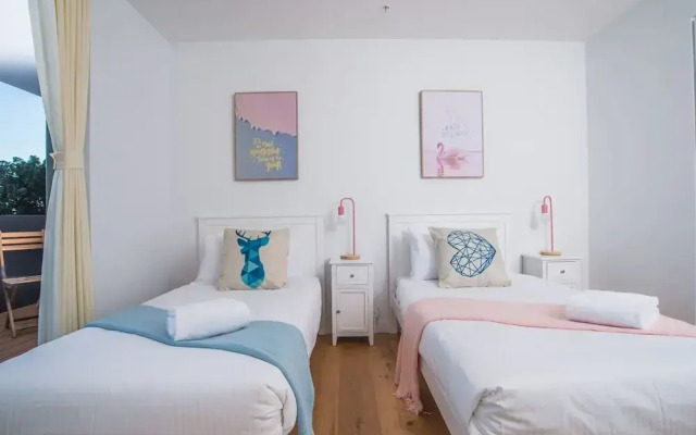 Peak East 2bed2bath APT @ryde SO Relaxing