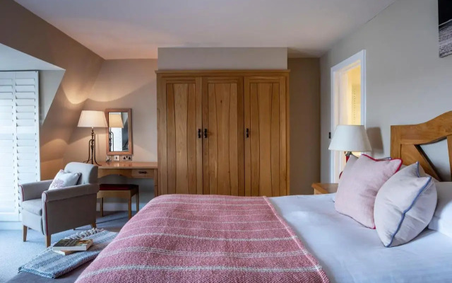 South Sands Hotel