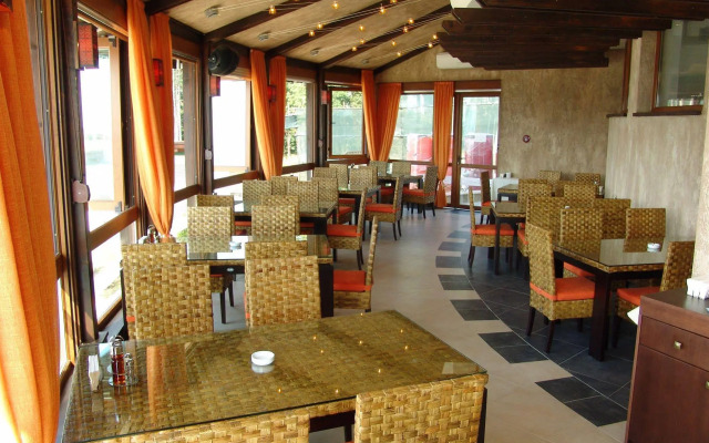 Santa Marina Holiday Village