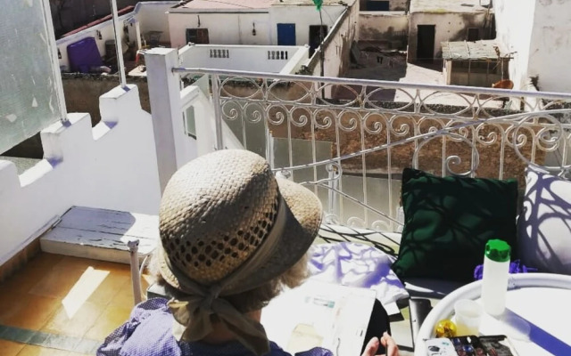 Riad Lalla Mira