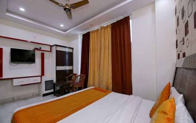 OYO 8764 Hotel Green View Palace