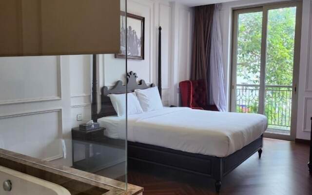 Mia Hotel (Feliz Hotel Binh Duong)
