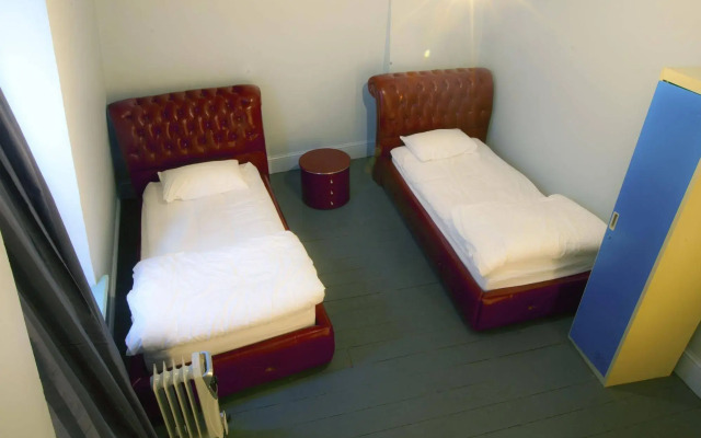 The Backpackers Imperial Hotel - Hostel