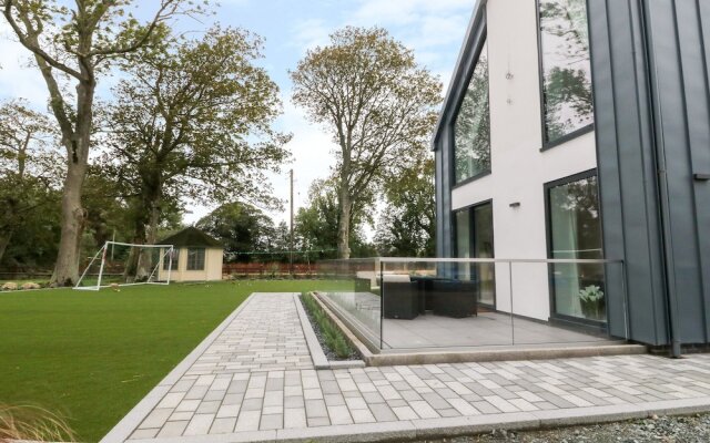 Dafarn Newydd Studio