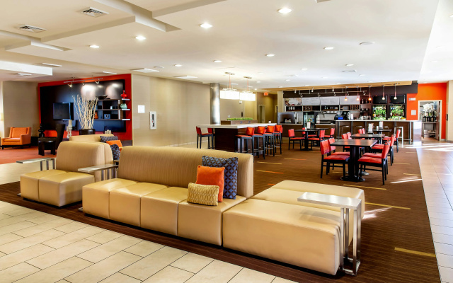 Courtyard Lexington Keeneland/Airport