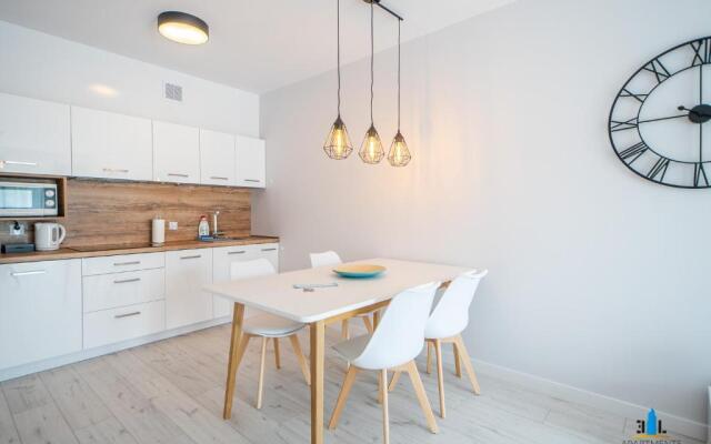 3L Apartments Aquarius