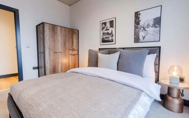 Marron Suite 2BR City Walks