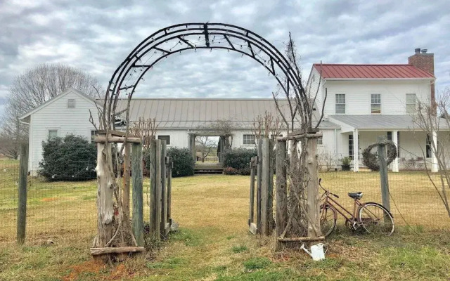 The Farmhouse Inn