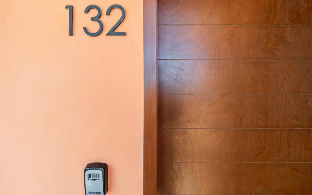 Penthouse Studio with Gym, Swimming-pool, Outdoor BBQ, Aldea Savia