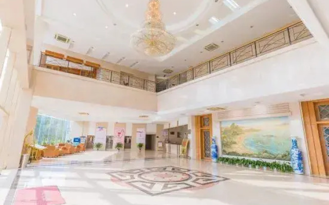Danfenglin Tourist Hotel