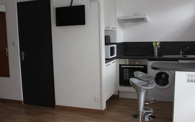 Studios near Basel Airport - RM 118