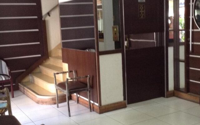 Ritz Hotel