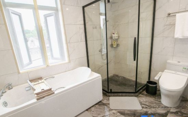 Shanghai LAN Resident hostel – Bathroom – Shanghai