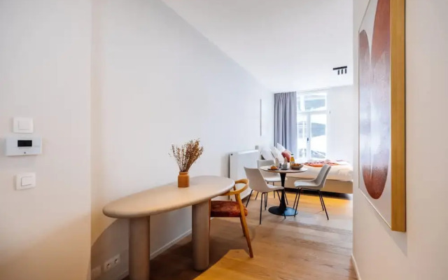 Modern Renovated Studio in the Vibrant Heart of Ghent