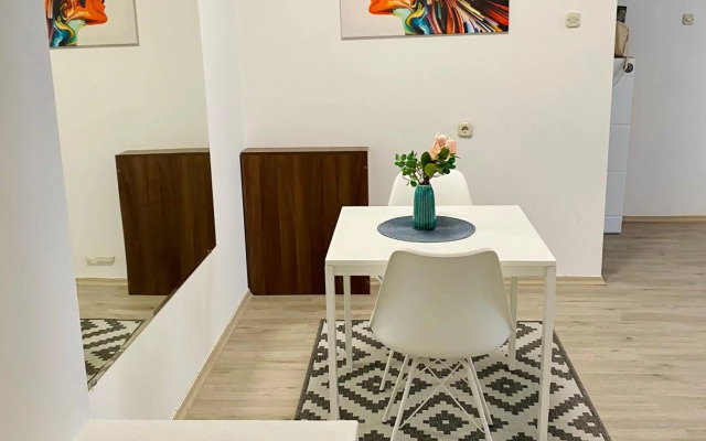 Regina's Modern Apartment2