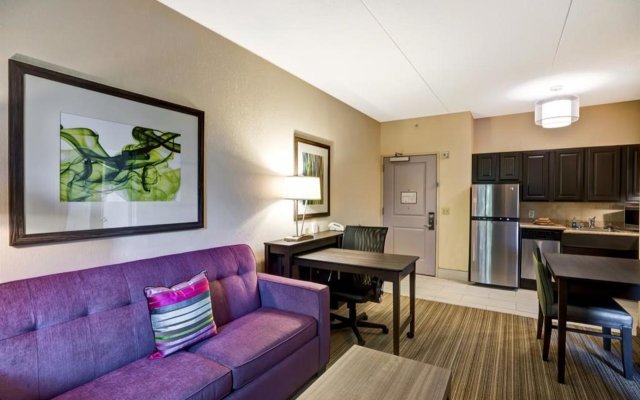 Homewood Suites by Hilton Eatontown