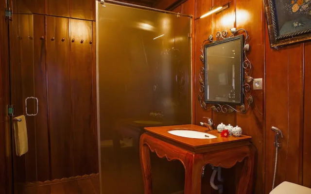 Saigon Riverside Retreat