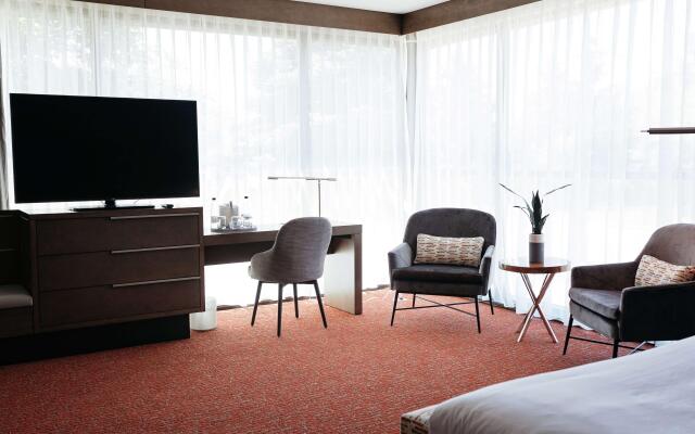 Revel Hotel Des Moines Urbandale, Tapestry Collection by Hilton