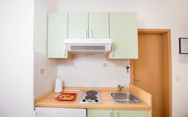 Apartments Jela
