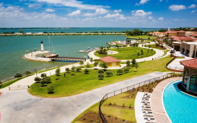 Hilton Dallas/Rockwall Lakefront