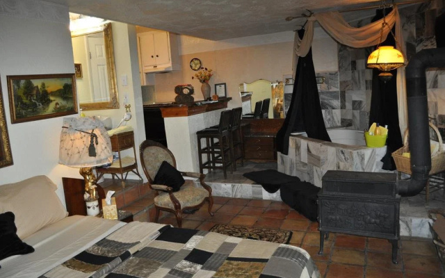 Pine Rose Inn