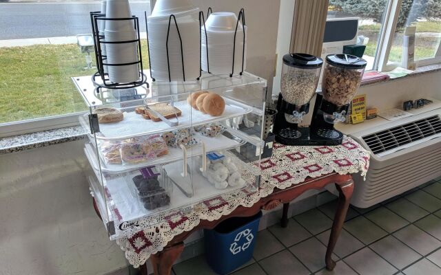 Americas Best Value Inn & Suites Provo