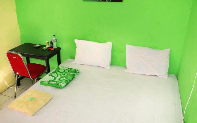 FX 72 Ruteng Hotel