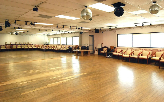 Metro Plaza Hotel