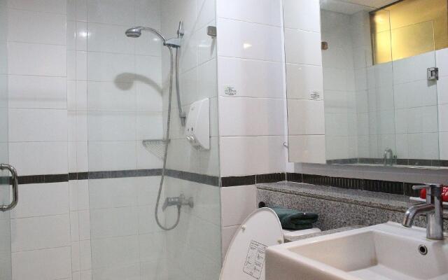 ZEN Rooms Slipi