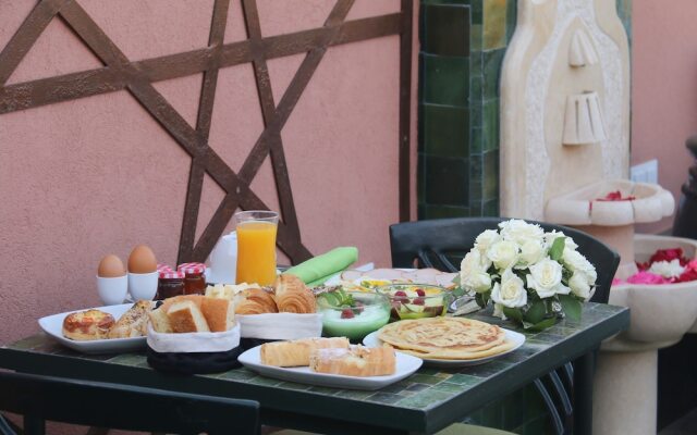 Riad Wazani Square & SPA