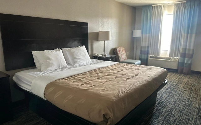 Quality Inn Calhoun North I-75