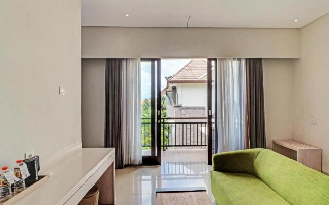 Townhouse Oak Signature Hotel