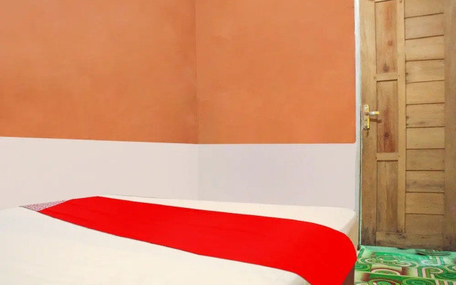 Penginapan Pondok Ratu 354 by OYO