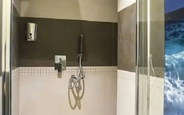 Room-exclusive Room in B&b