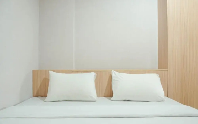 Contemporary Style & Family 2BR Apartment Belmont Residence Puri