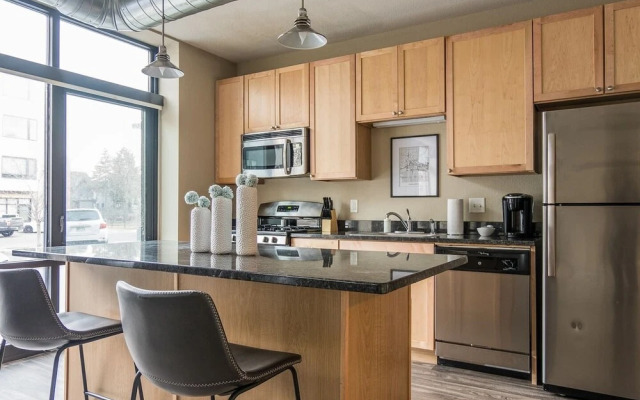 FRONTDESK Minneapolis Grand Apts Downtown