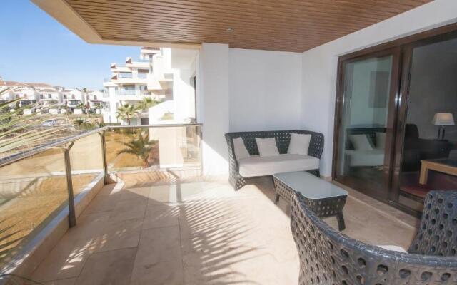 Marina Del Castillo 321