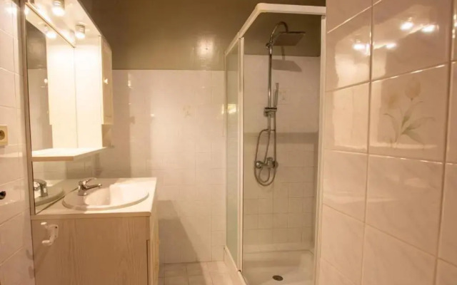 Gîte Saint-Crépin-et-Carlucet, 5 pièces, 12 personnes - FR-1-616-108