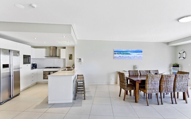Coast Luxury Apartment 24