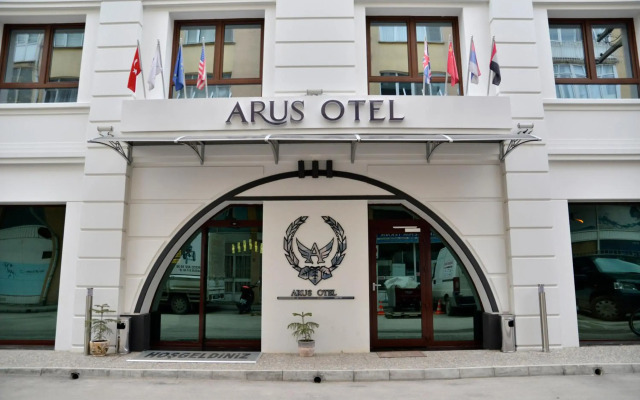 Arus Hotel