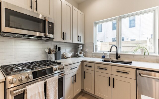 2013 Abigail St in Philadelphia